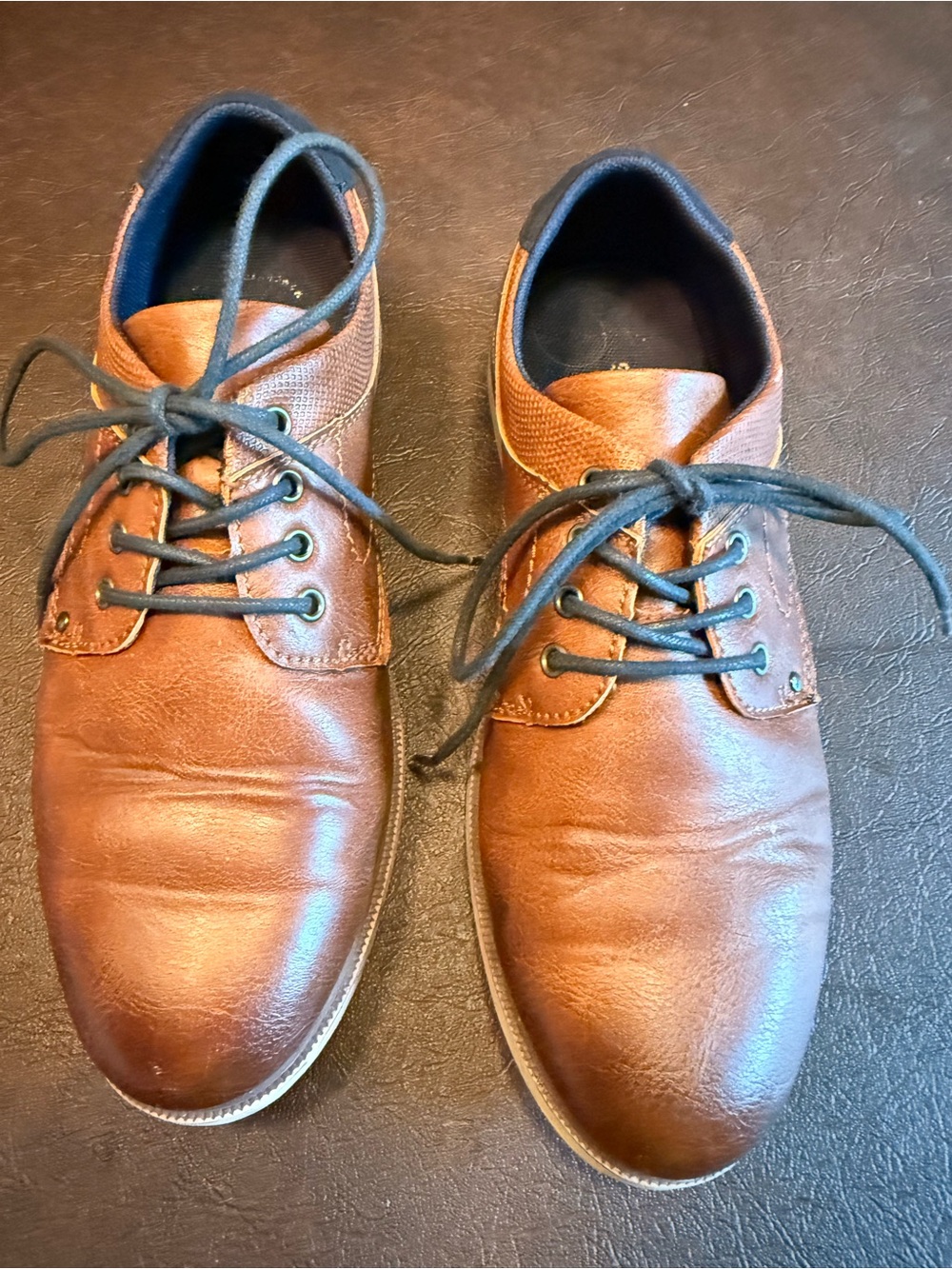 Kohl's boys  Tan/Brown Lace-Up Shoes